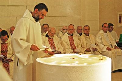 illumination de l'autel oint